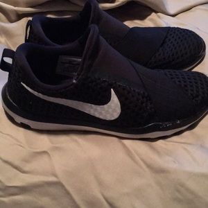 Nike free connects